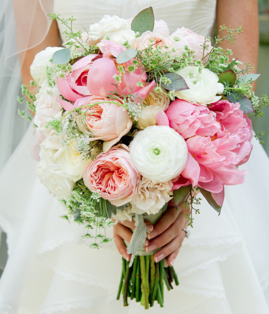 Comment choisir les bouquets de fleurs du mariage?